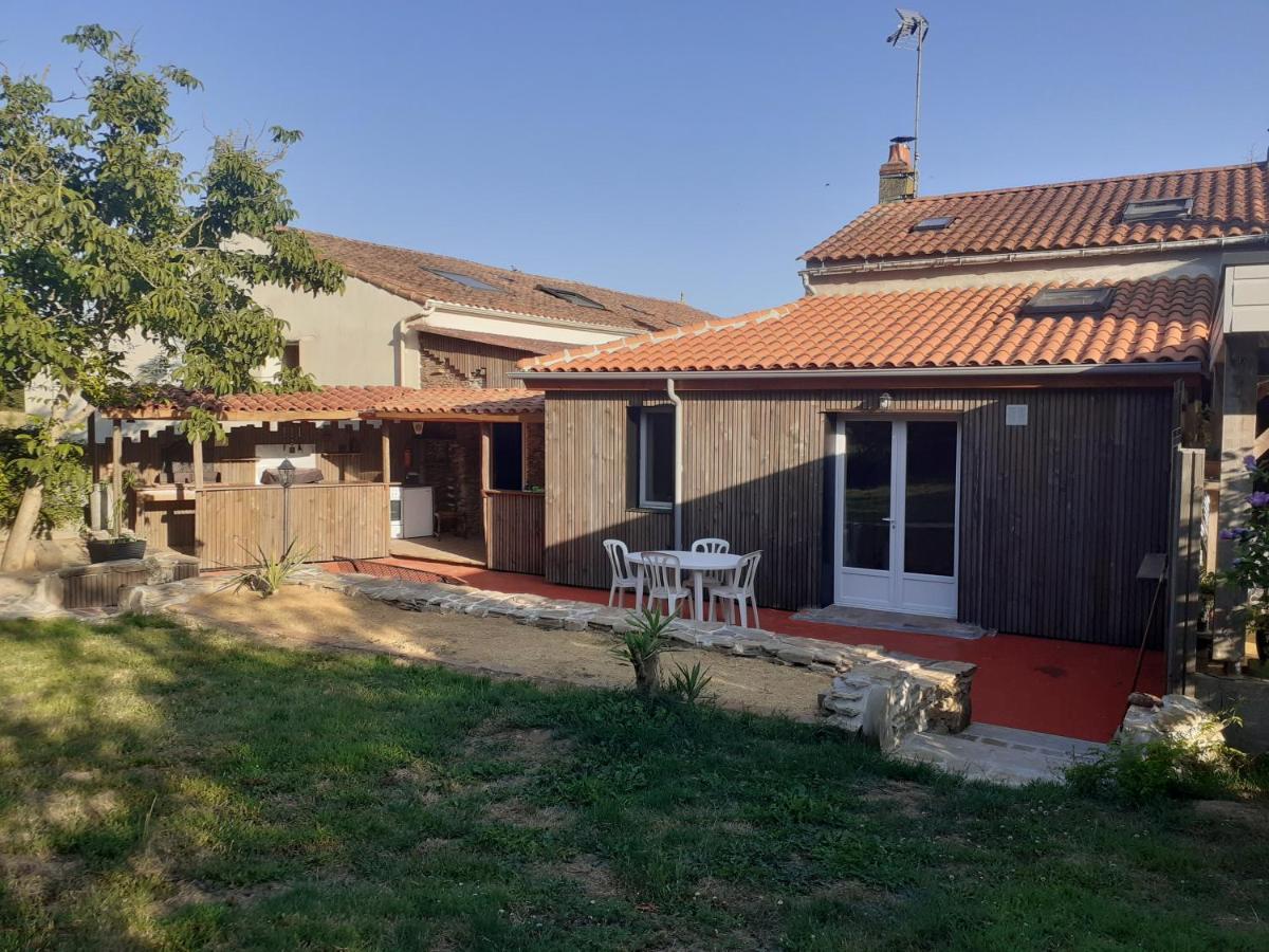 La Fenetre Villa Saint-Florent-des-Bois Eksteriør billede