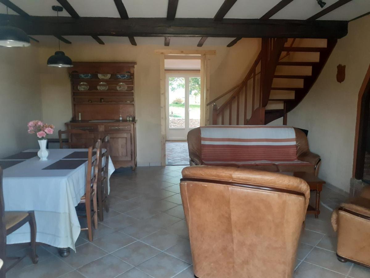 La Fenetre Villa Saint-Florent-des-Bois Eksteriør billede